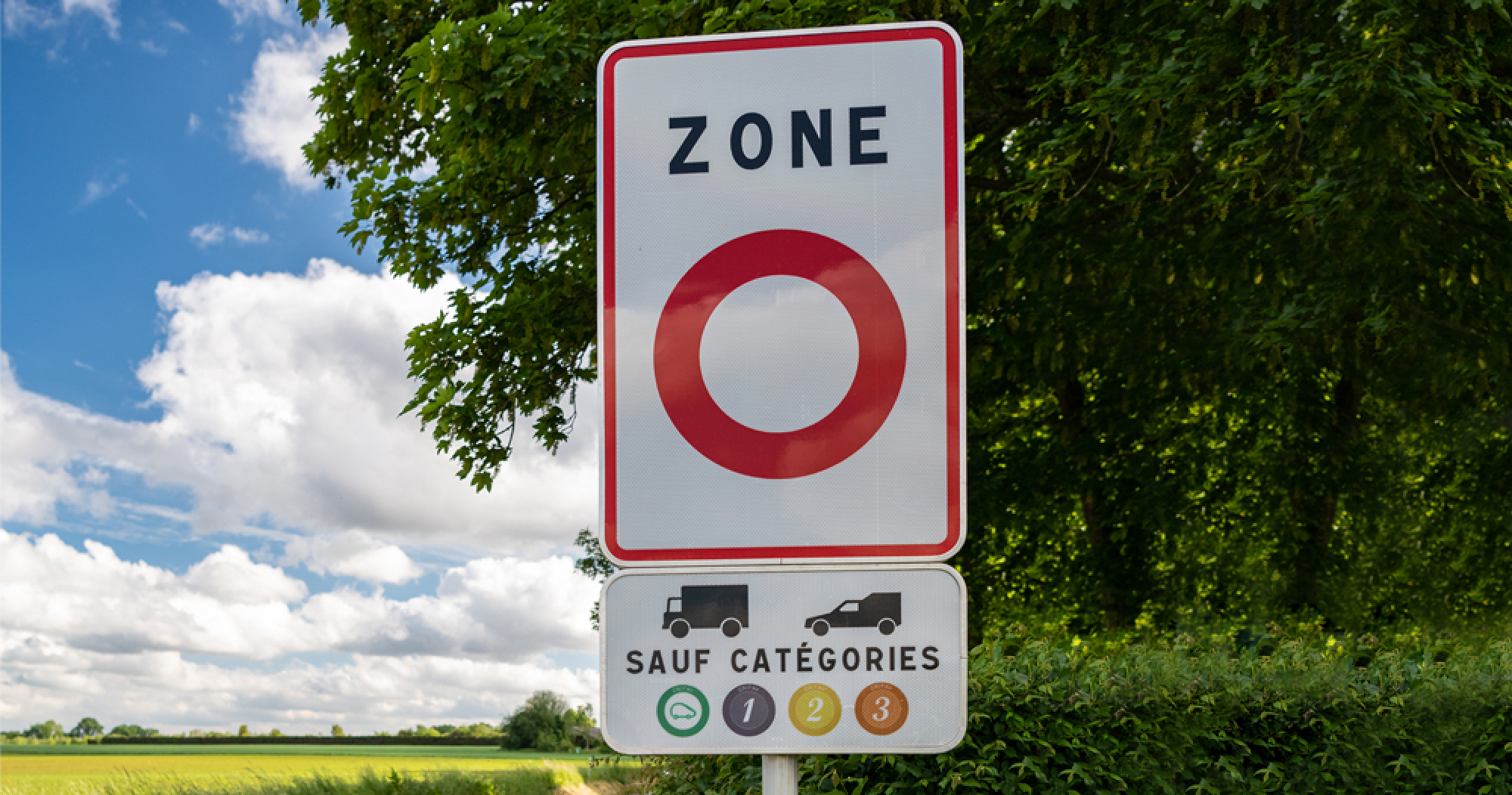 Zones &agrave; Faibles &Eacute;missions (ZFE) : la France &agrave; rebours