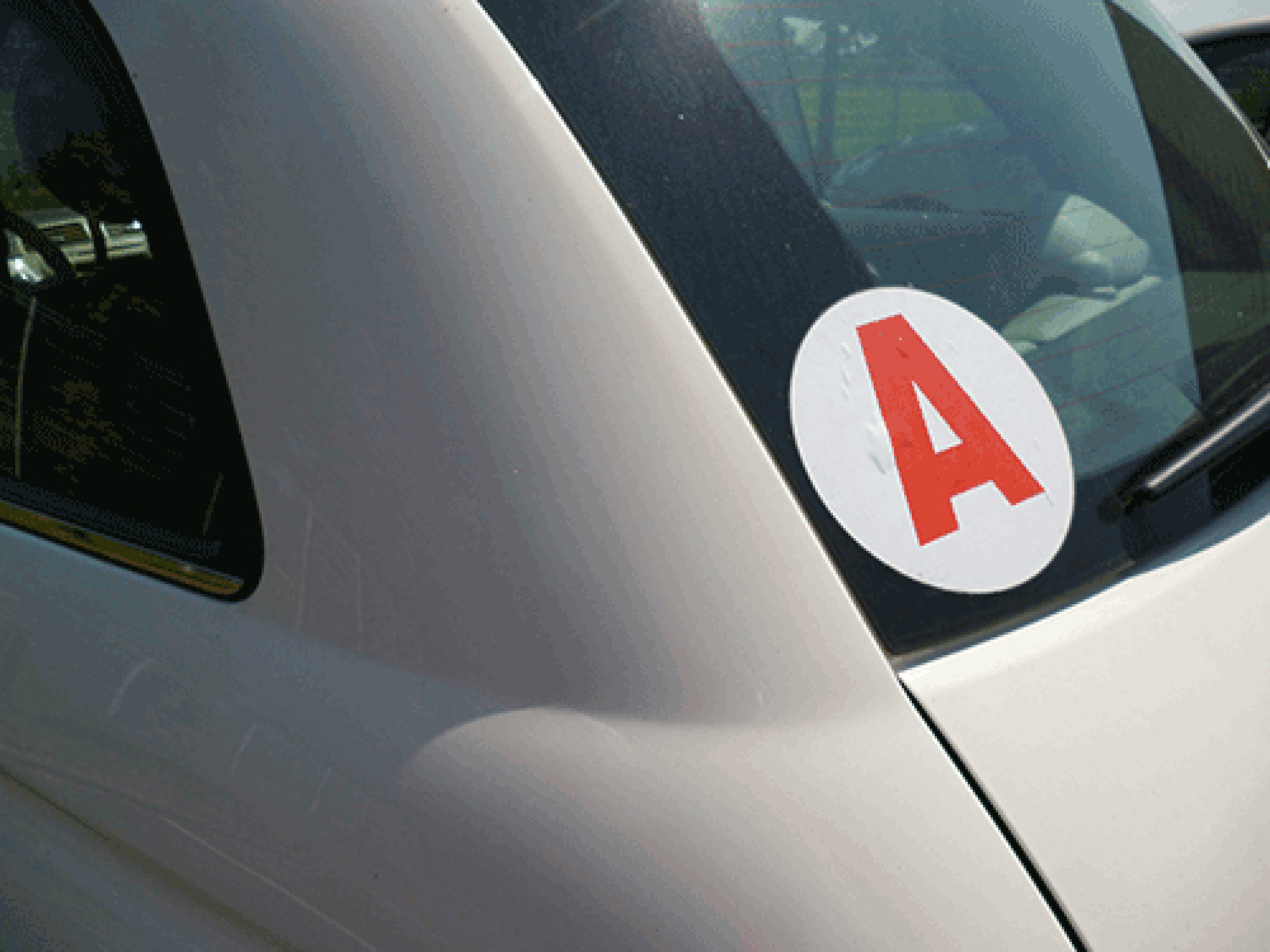 Permis de conduire &agrave; 17 ans : "40 millions d'automobilistes" demande dans un premier temps une exp&eacute;rimentation